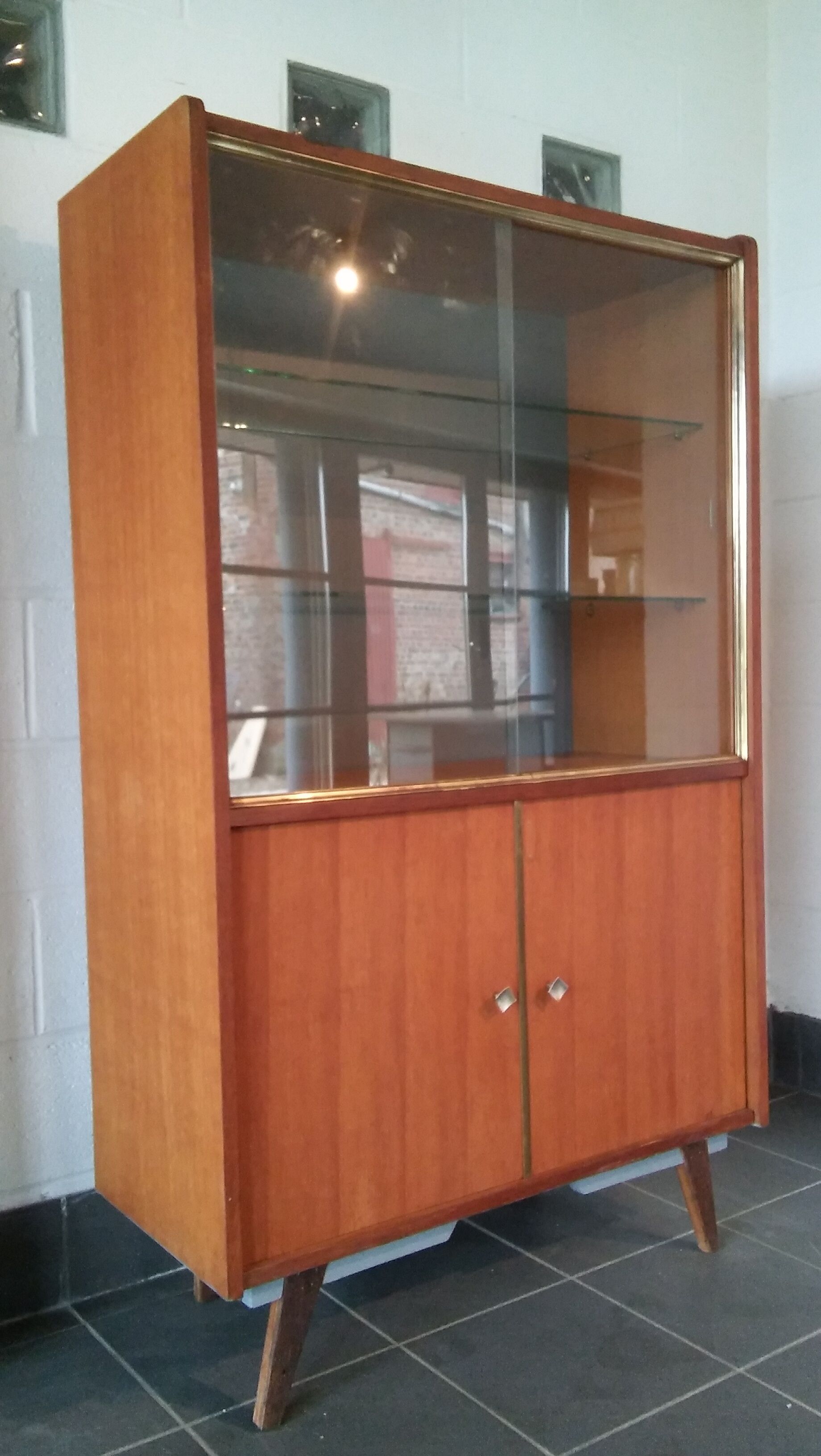 Bibliothèque vitrine