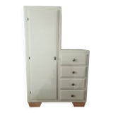 Asymmetrical wardrobe