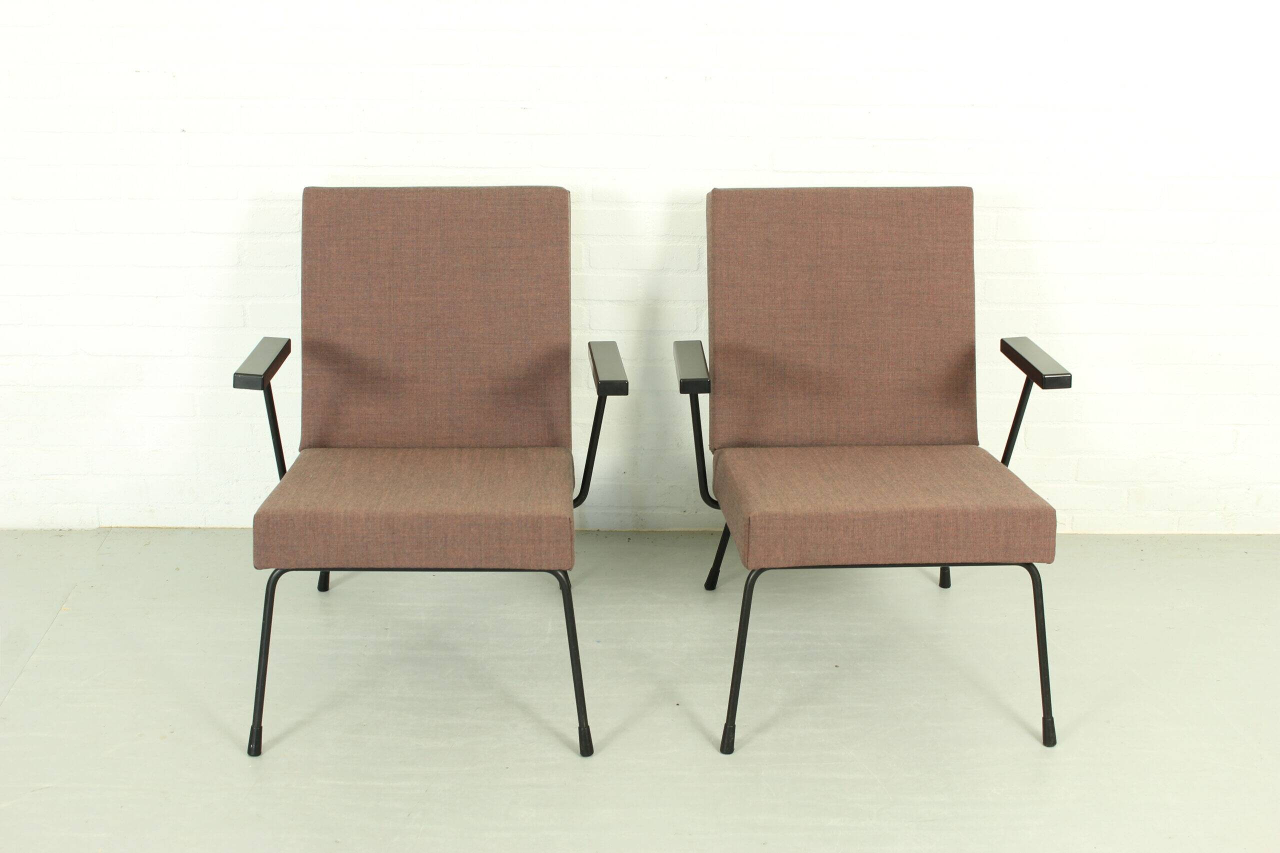 Set of 2 1407 armchairs by Wim Rietveld for Gispen