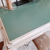 Old desk white and green desk