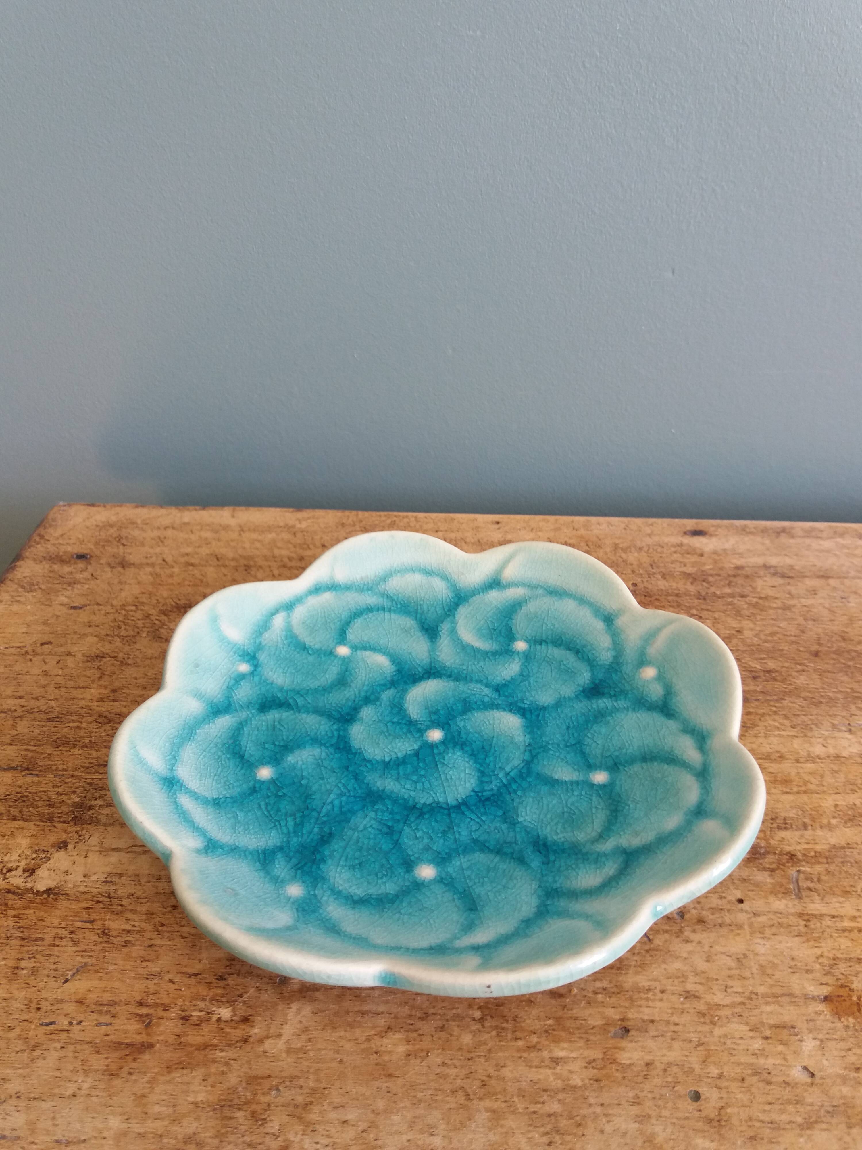 Vide poche fleur turquoise estampillé LBMDJ