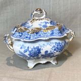 Old sauce boat. Signed Jos Green & Co London. Missing his spoon