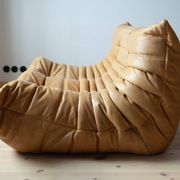 Camel brown leather Togo 2-seater sofa attributed to Michel Ducaroy for Ligne Roset