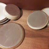 Assiettes grès vintages beiges