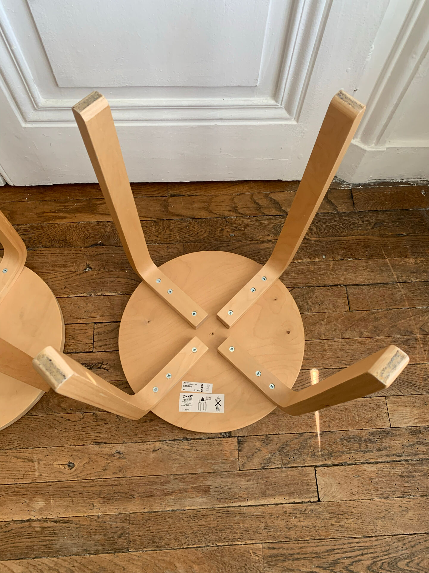 Paire de tabourets IKEA Frosta
