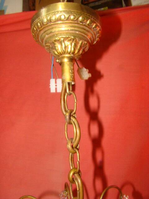 crystal chandelier type with a 4-arm light cage