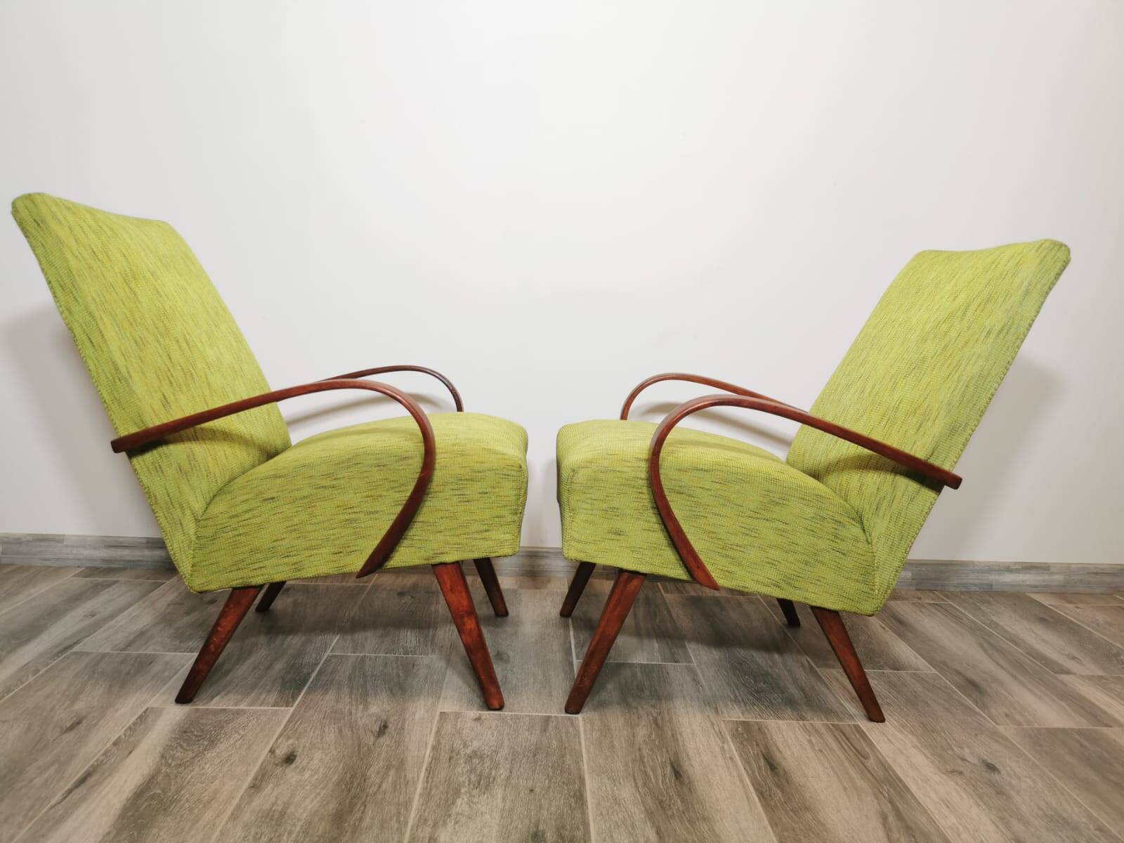 Vintage Armchairs by Jaroslav Smidek, 1960s, Set of 2