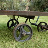 Table basse industrielle vintage chariot de marbrier ancien