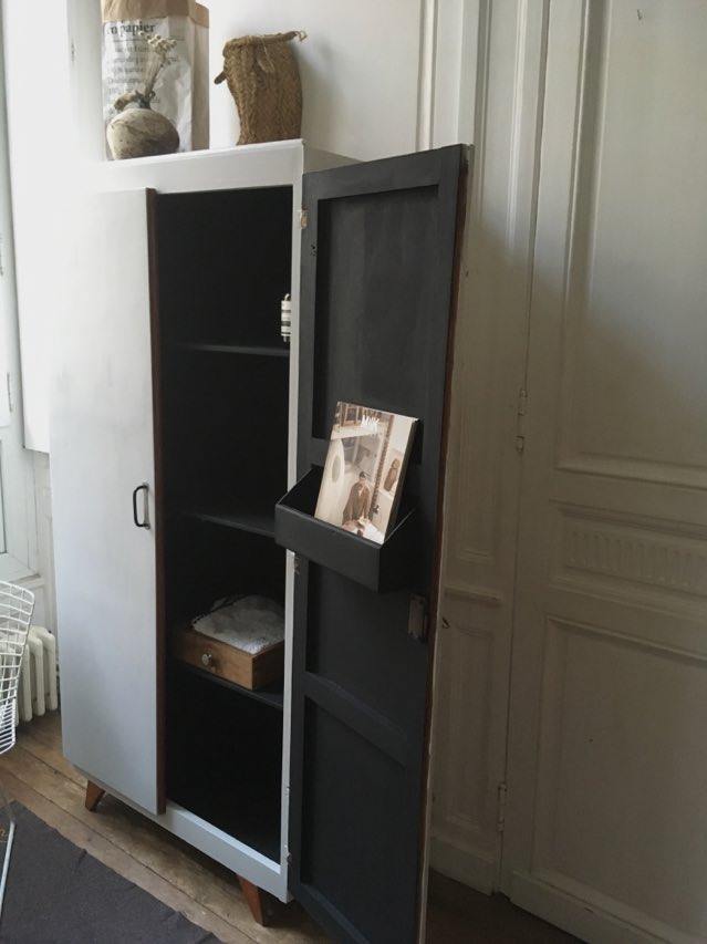 Vintage wardrobe 60'feet compass