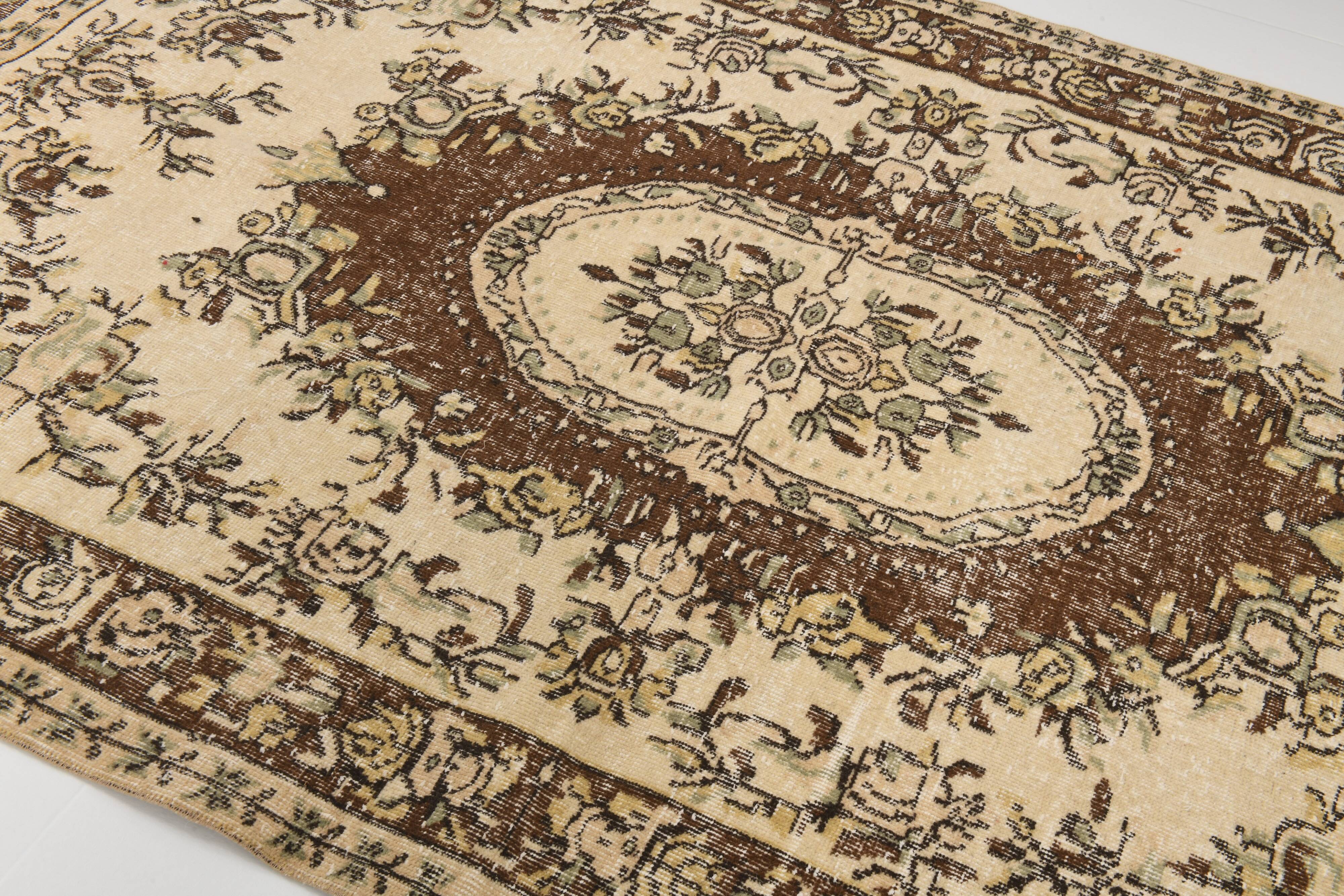 5x9 Cream & Brown Turkish Vintage Rug 162x260Cm SK 24779