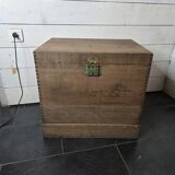 Solid oak safe from the Maubeuge central bank, box no. 475