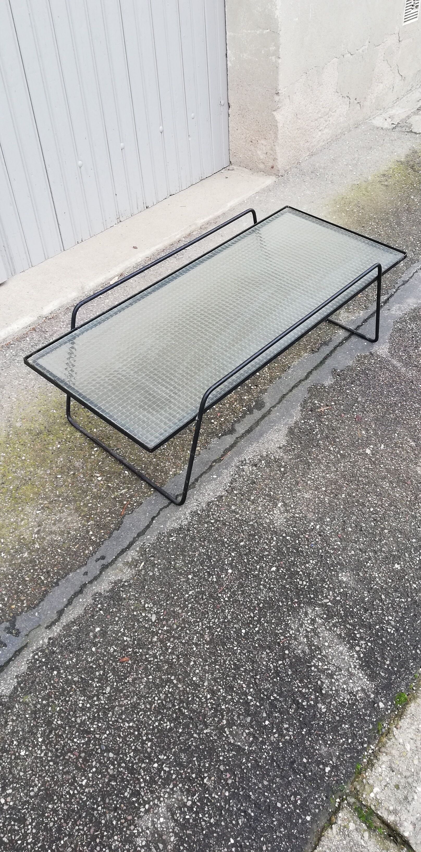 Table basse vintage fer forgé et verre