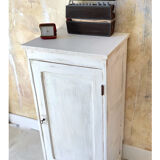 Storage cabinet