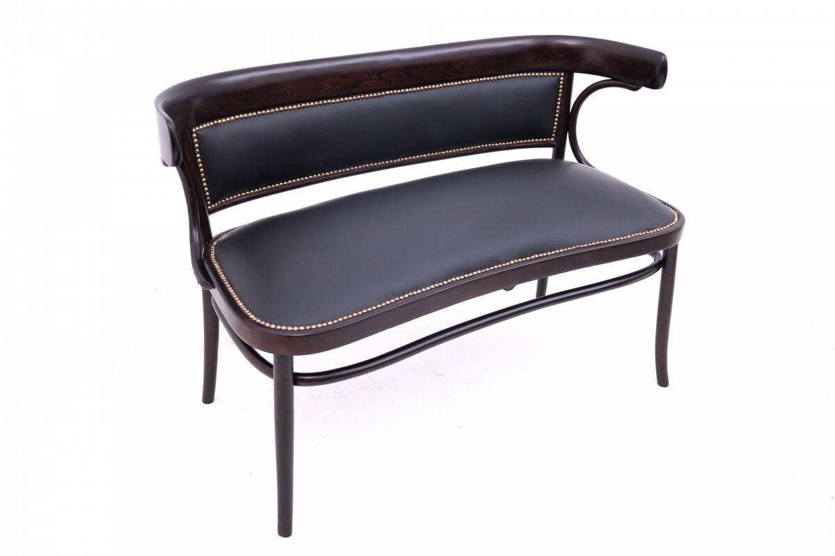 Thonet furniture set, Western Europe, late 19th century. After renovation.