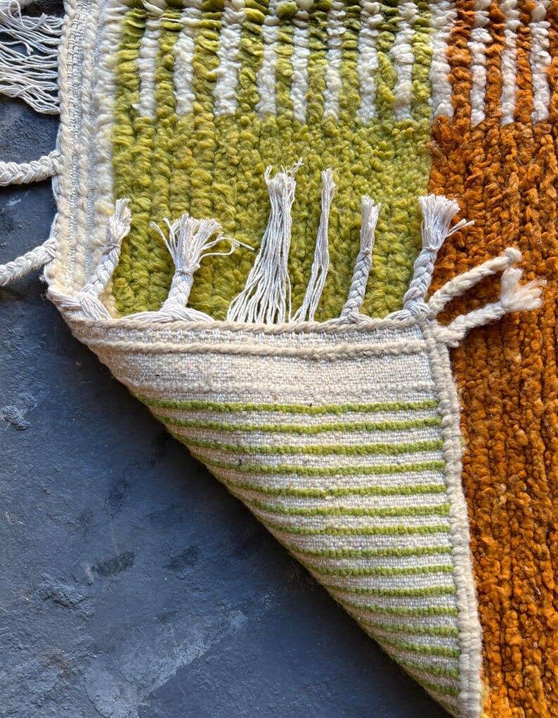 Handmade natural wool rug, size 100 x 200 cm