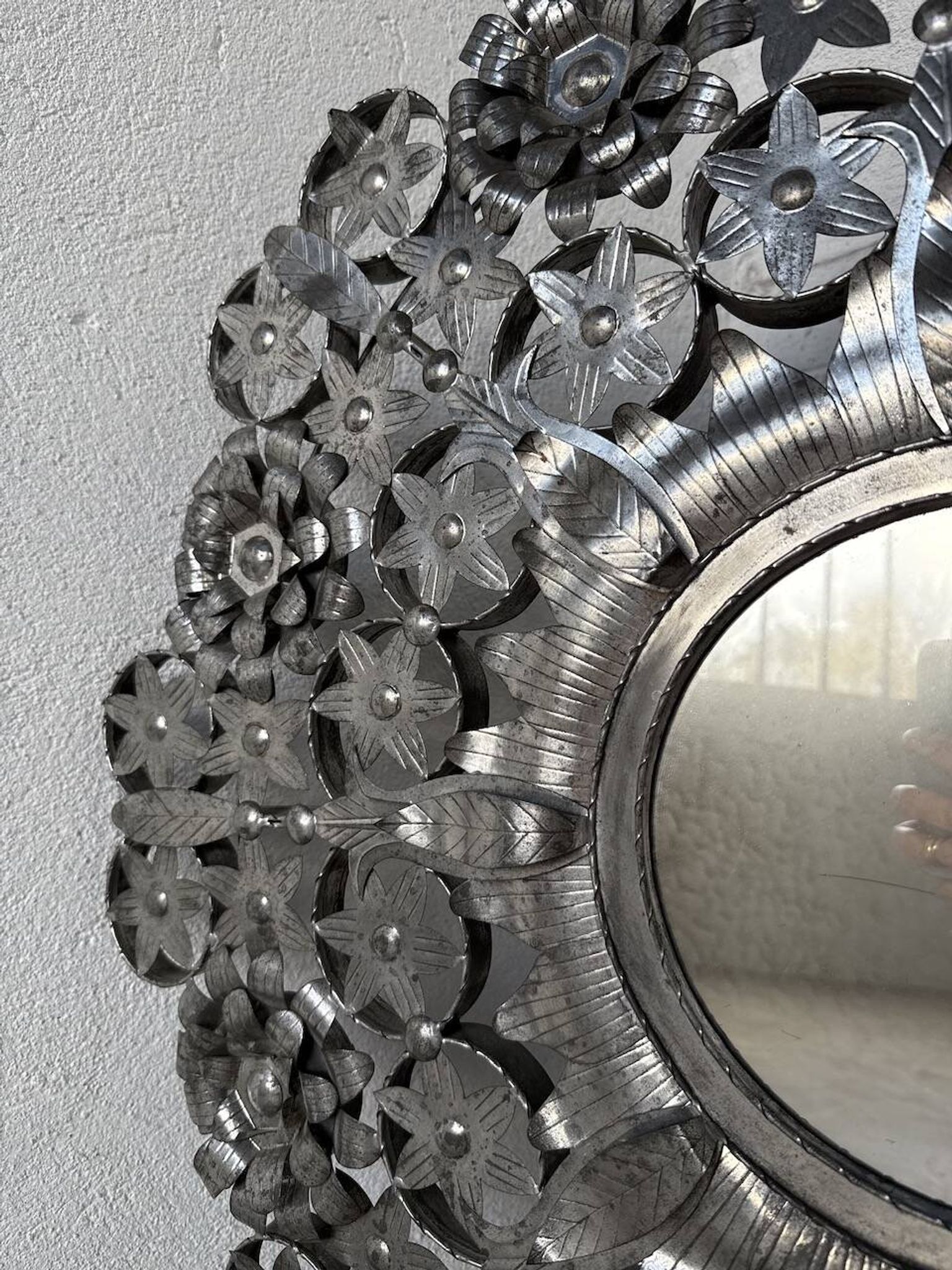 Miroir mexicain vintage en métal