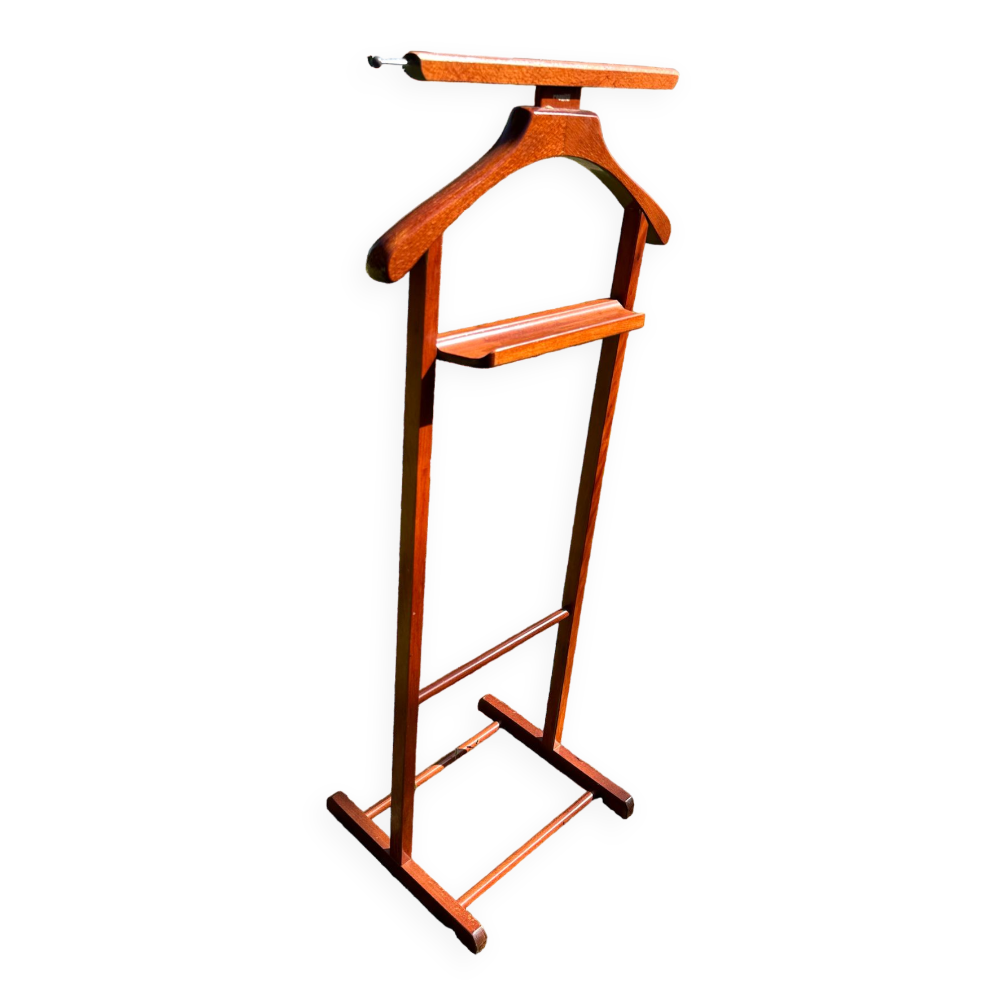 Night valet reguitti