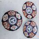 Set of 3 Imari plates - Japanese porcelain - fish decoration
