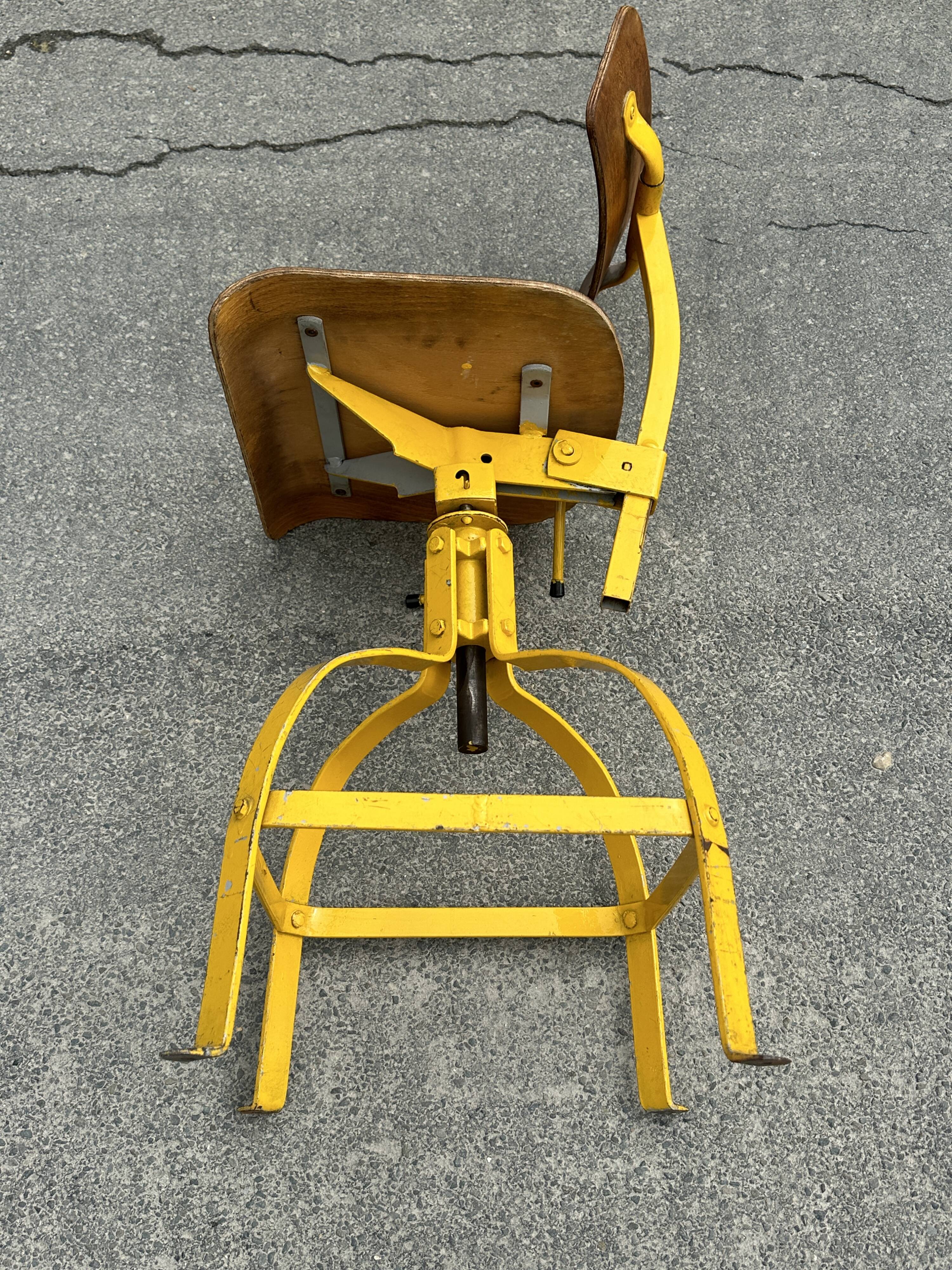 Bienaise chair, architect's chair, 50s-60s