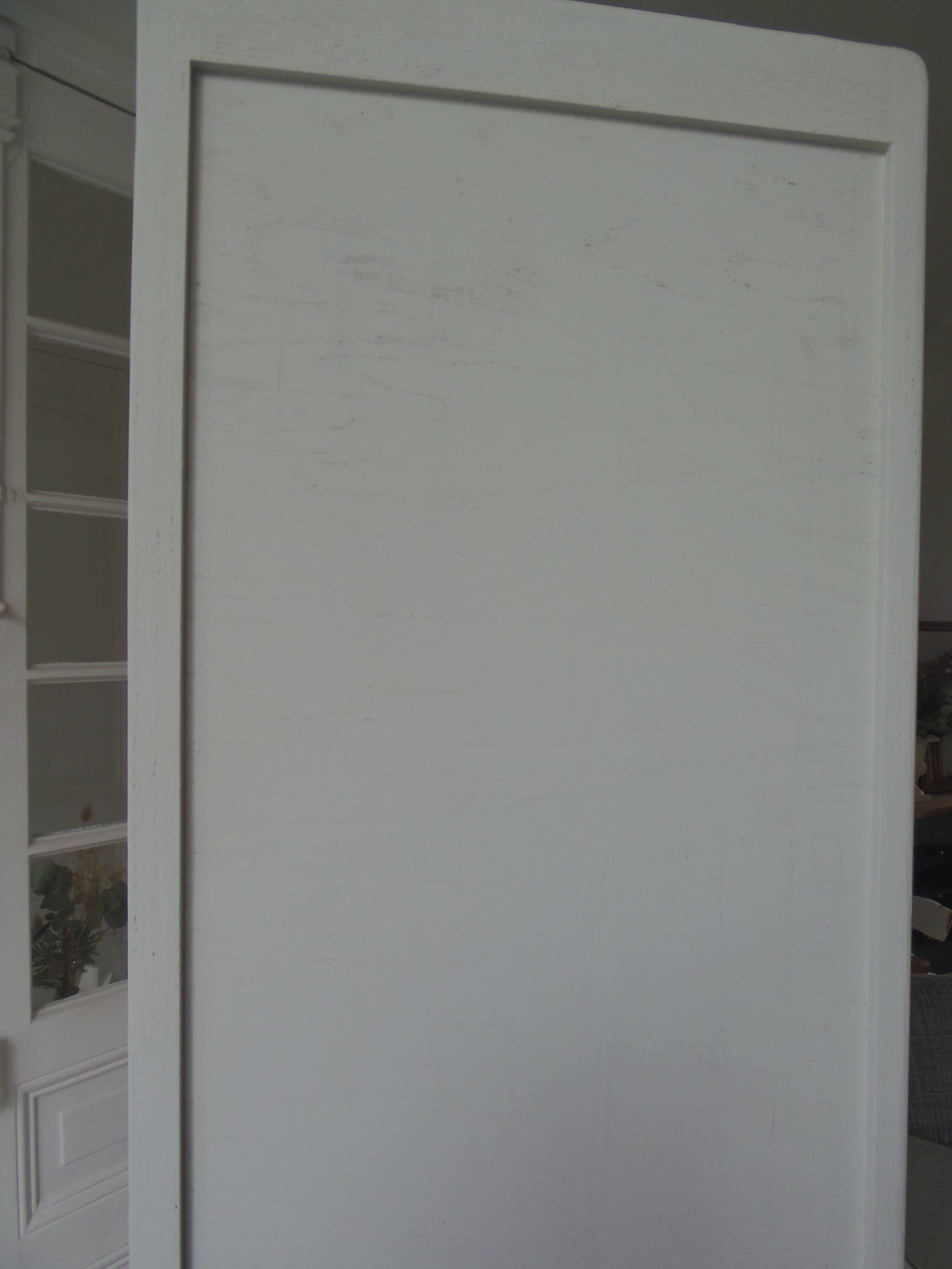 Vintage Parisian wardrobe re-enchanted in pearl gray.