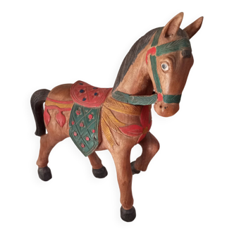 Grand cheval Perse en bois