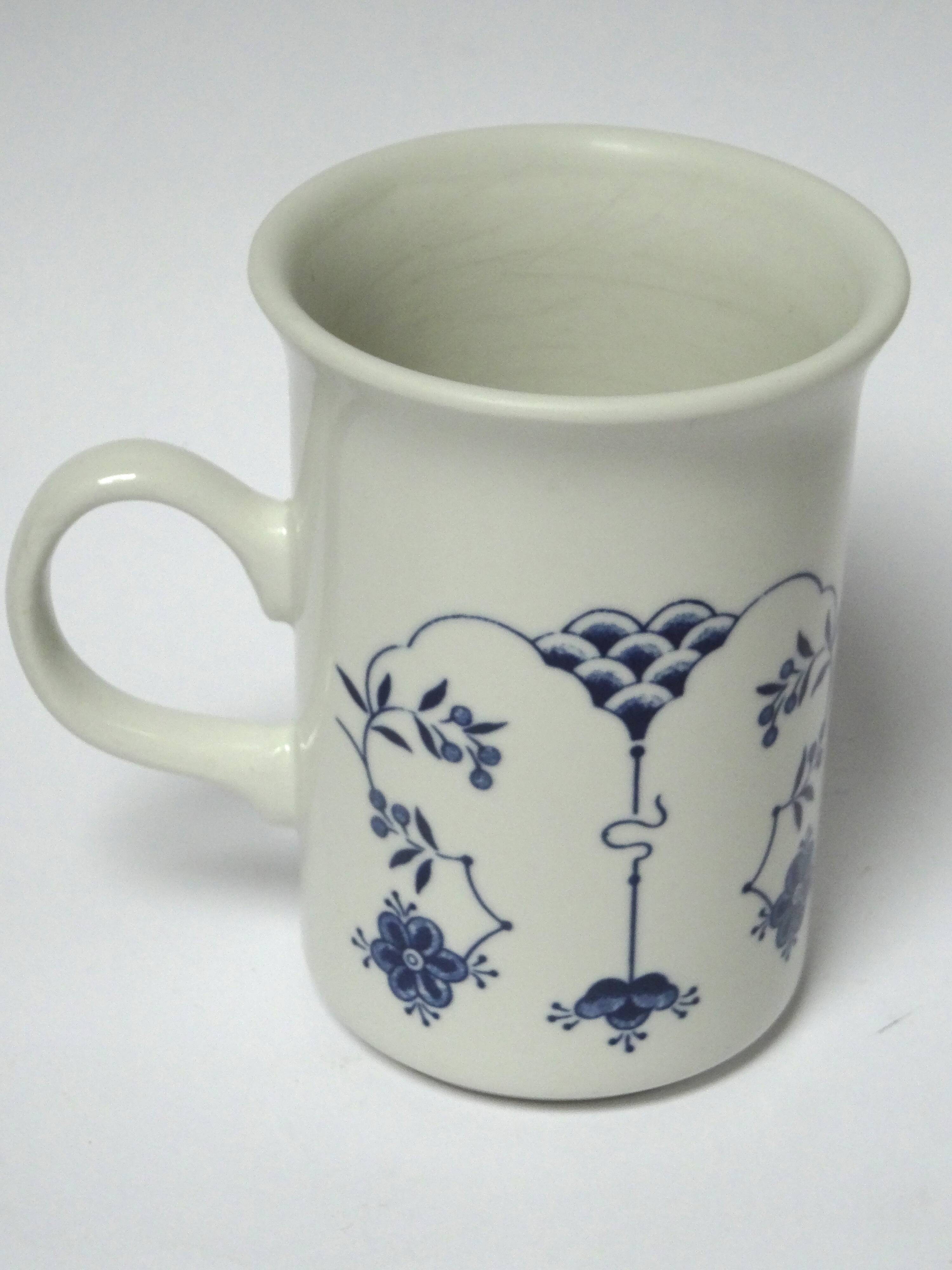 English ceramic mug Churchill