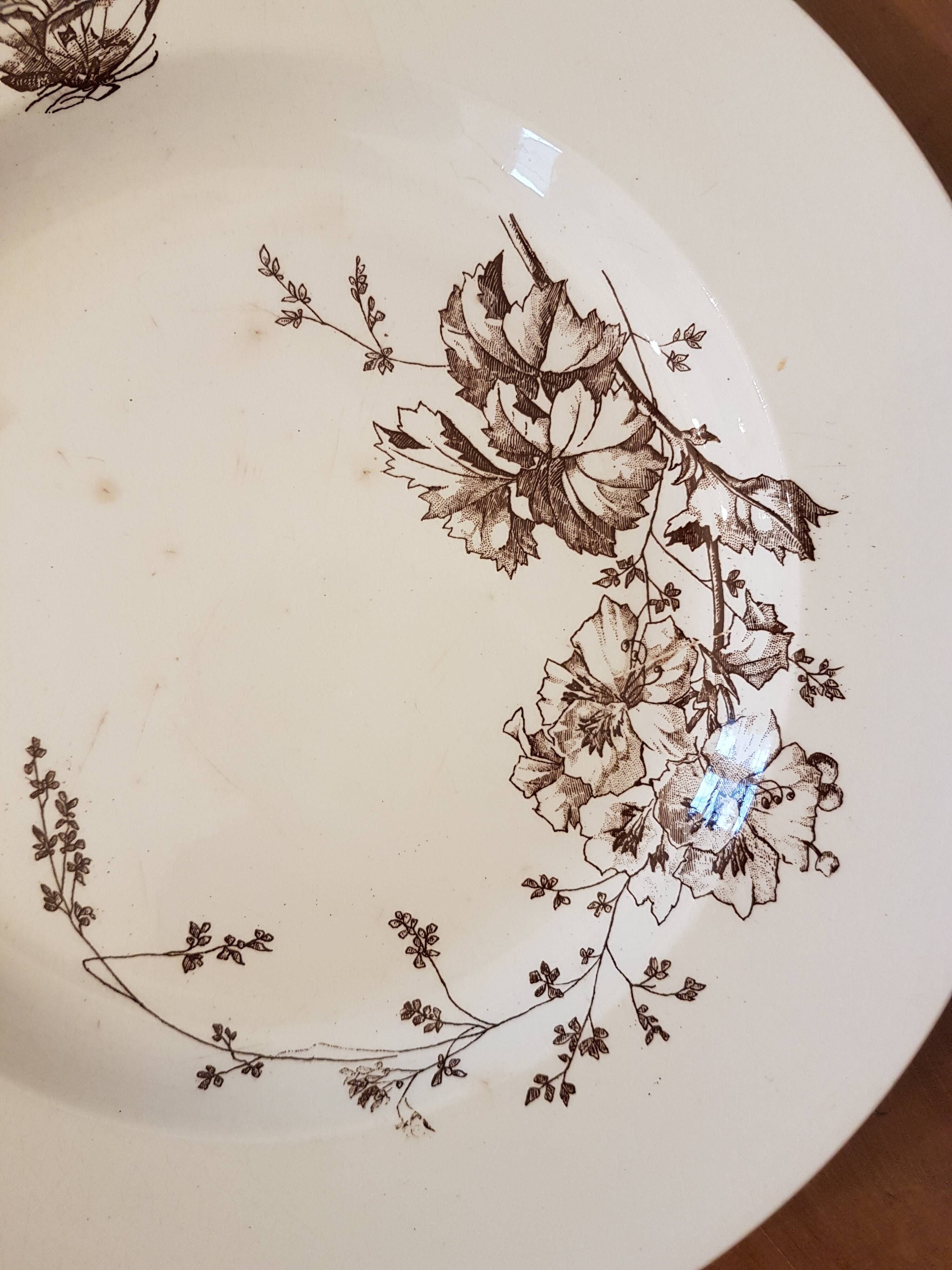 Serving dish manufacture J.Vieillard & Cie