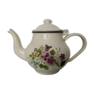 Enamelled teapot
