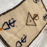Handcrafted Moroccan Berber carpet 190 x 120 CM