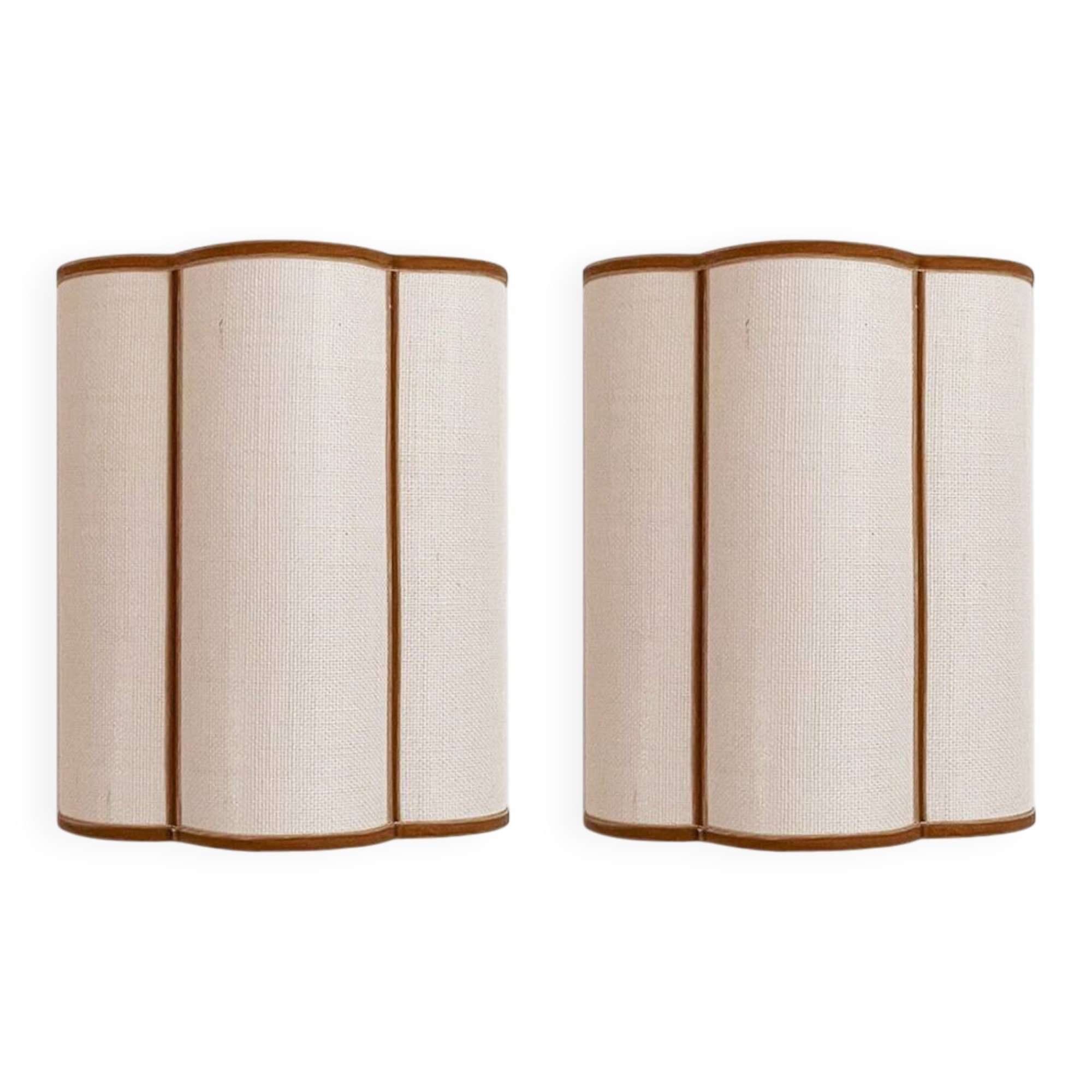 Cream jute wall sconces and bronze velvet trims