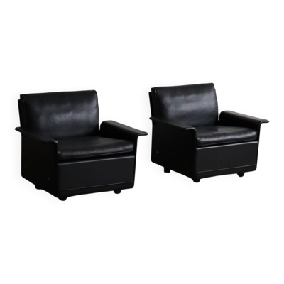 Paire de fauteuils Model 620 de Dieter Rams en cuir noir pour Vitsoe des années 1980.
