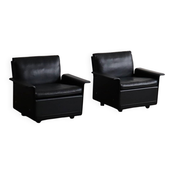 Paire de fauteuils Model 620 de Dieter Rams en cuir noir pour Vitsoe des années 1980.