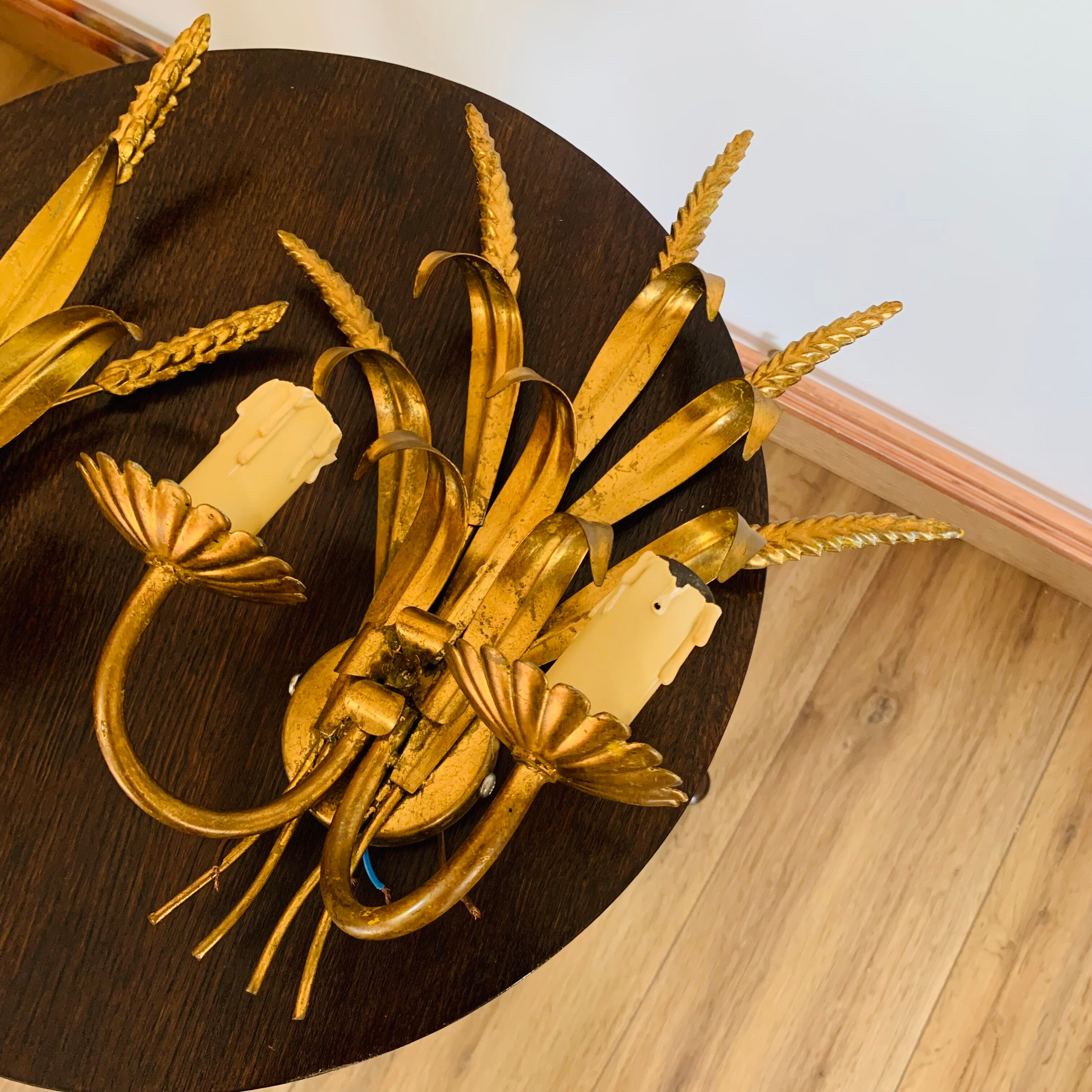 Pair of gilded wall sconces sheaves of wheat