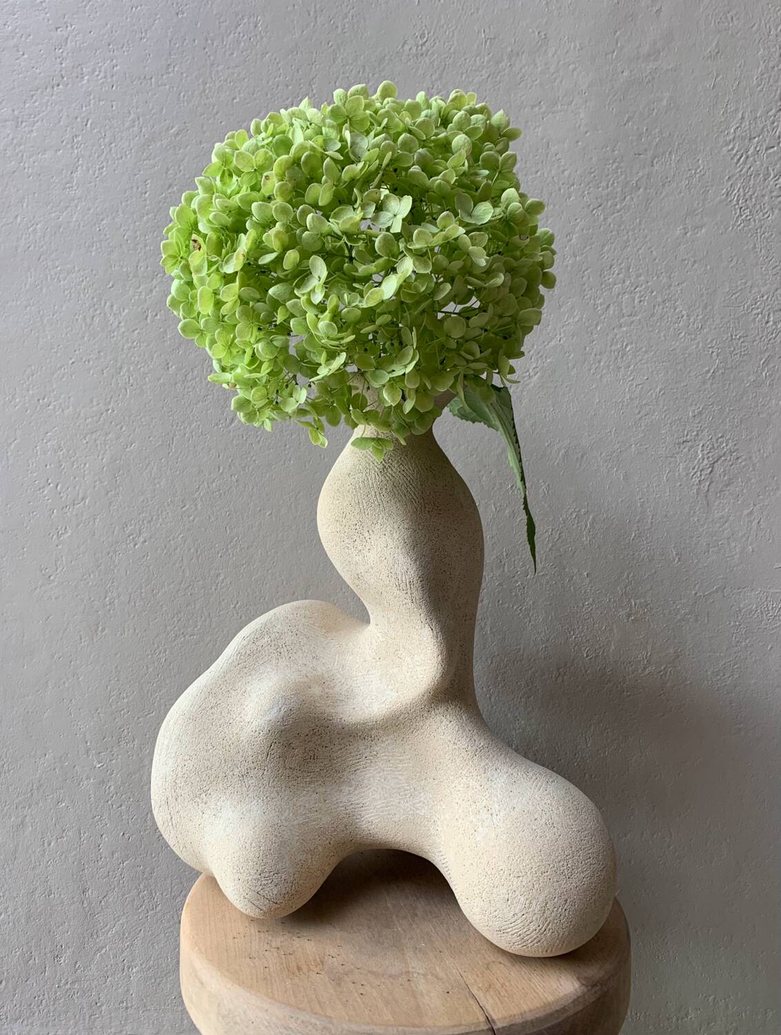 Vase grès blanc brut