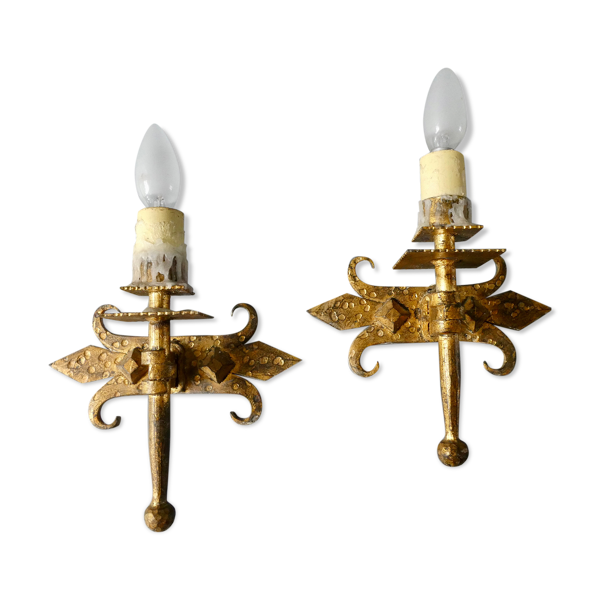 Paire d'appliques en métal doré Ferro Arte, années 60-70