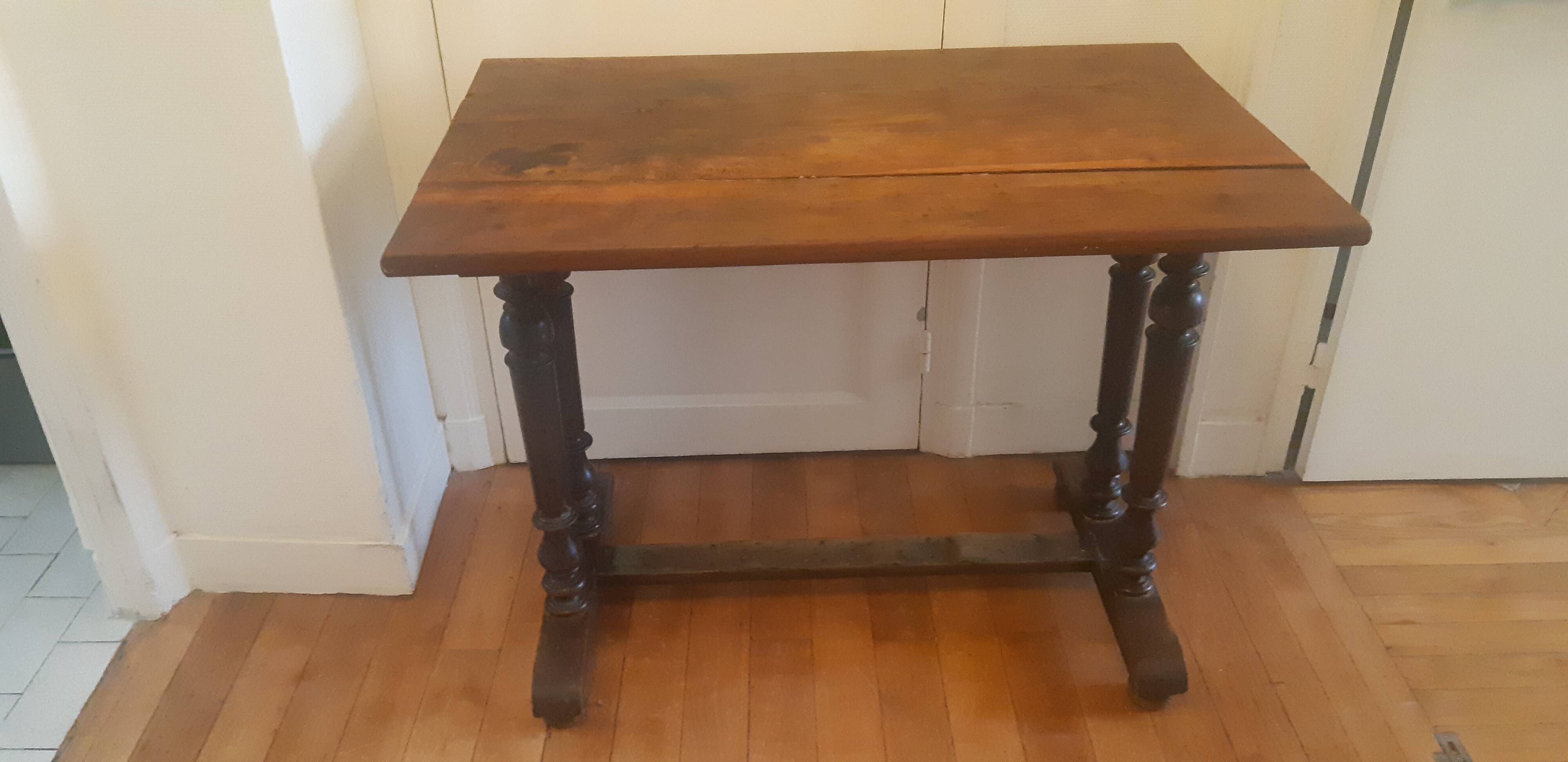 Patinated bistro table top