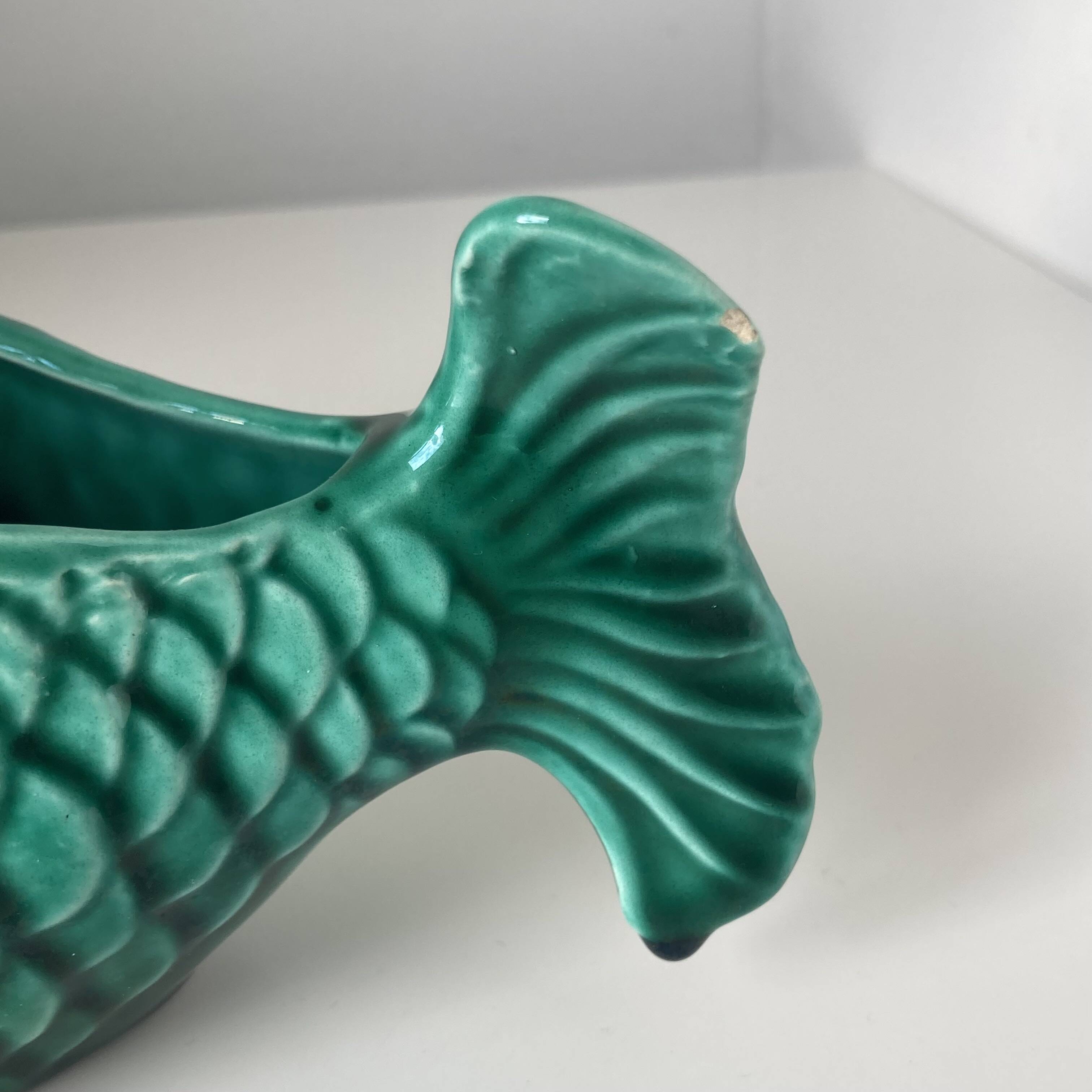 Vide-poche poisson en faïence verte Vallauris