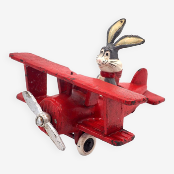 Bugs Bunny figurine