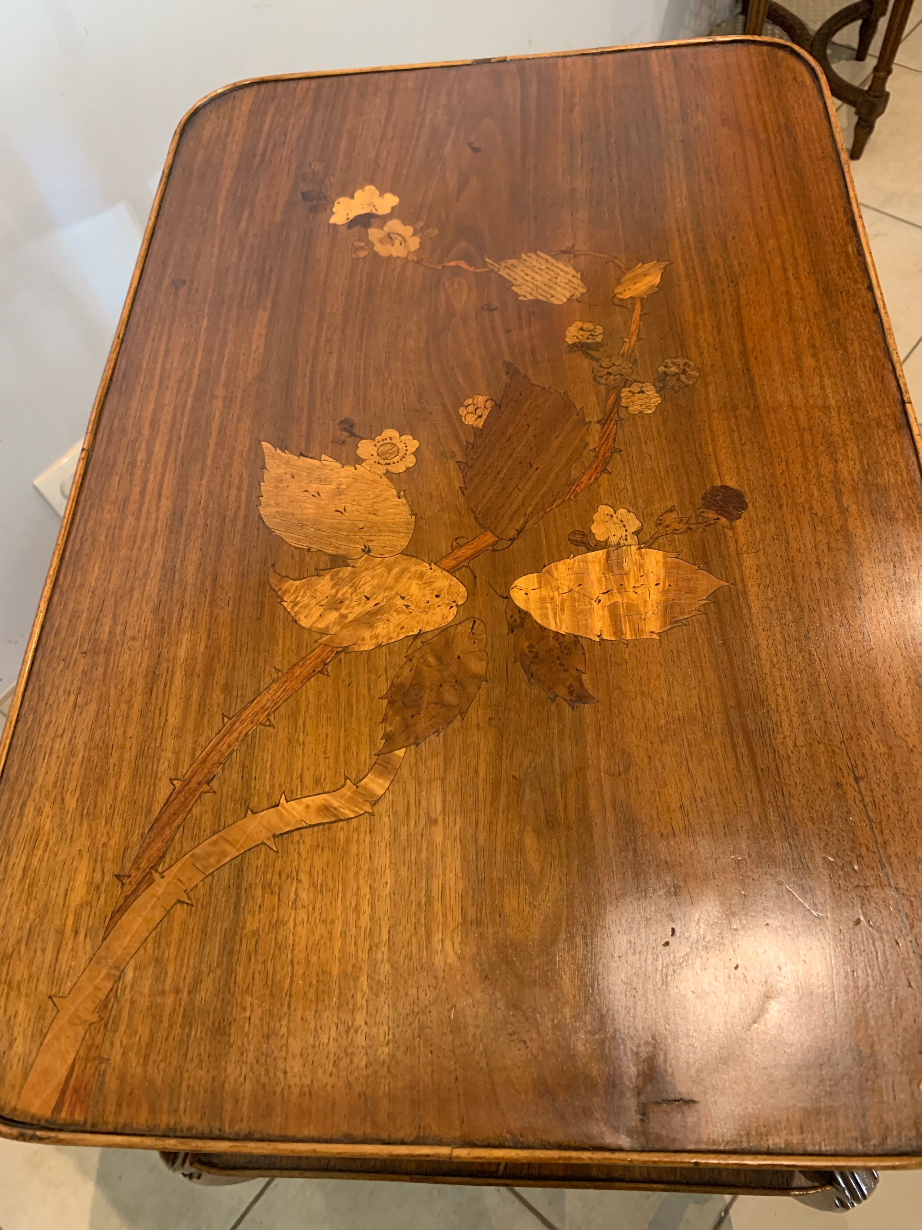 Pedestal table with two inlaid trays xx century School Of Nancy