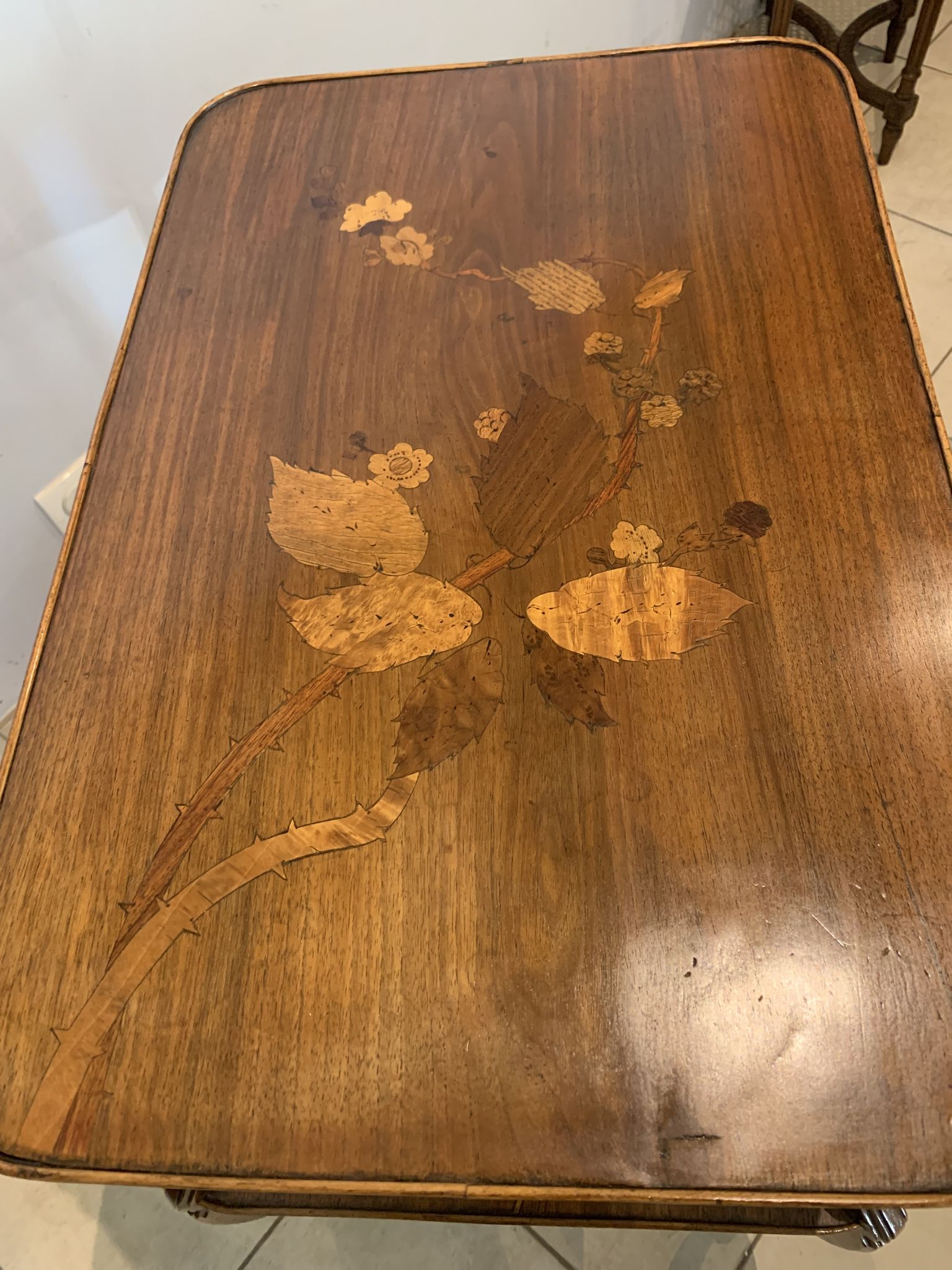 Pedestal table with two inlaid trays xx century School Of Nancy