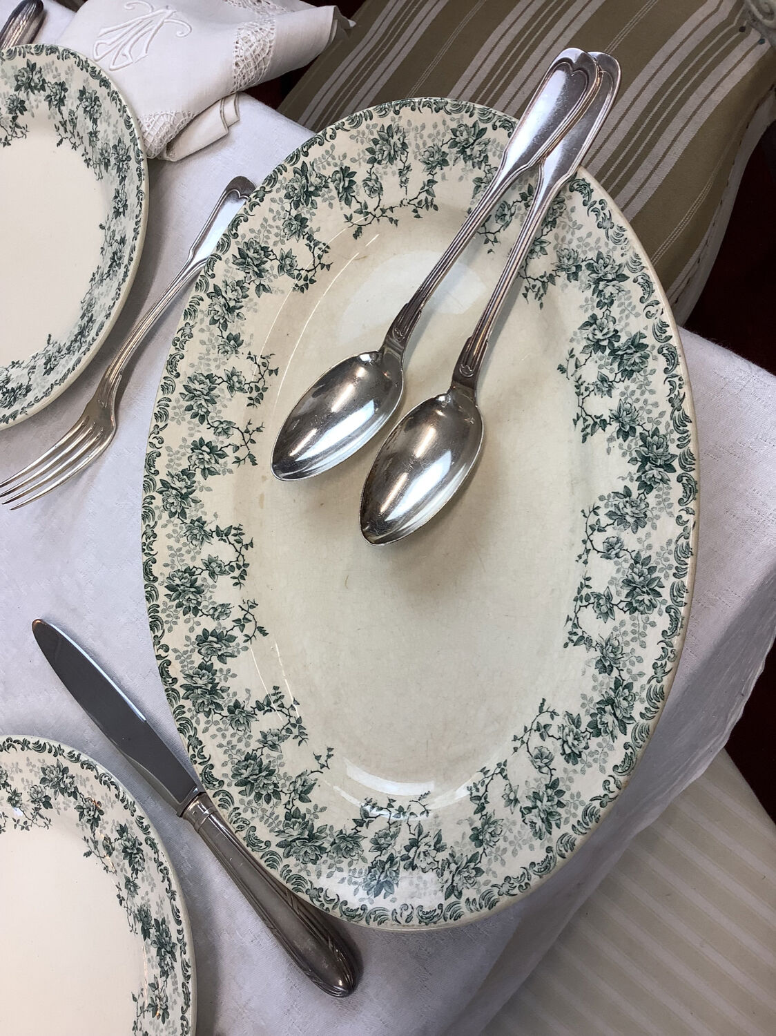 Old dish Terre de fer made in france Choisy le Roi