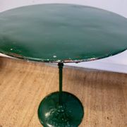 Old metal bistro table - Ruffier Grenoble – enamel paint