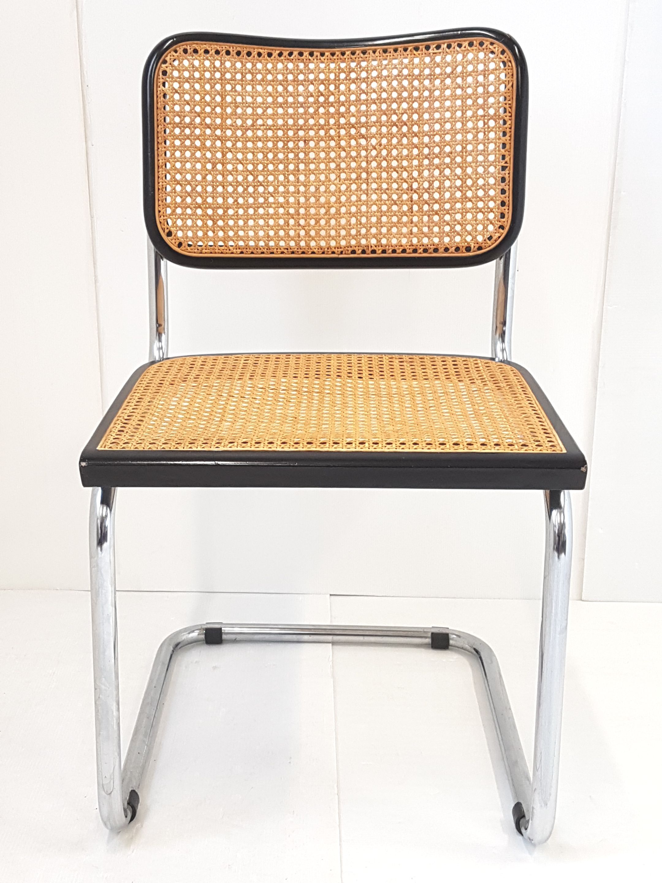 Chair by Marcel Breuer cesca B32