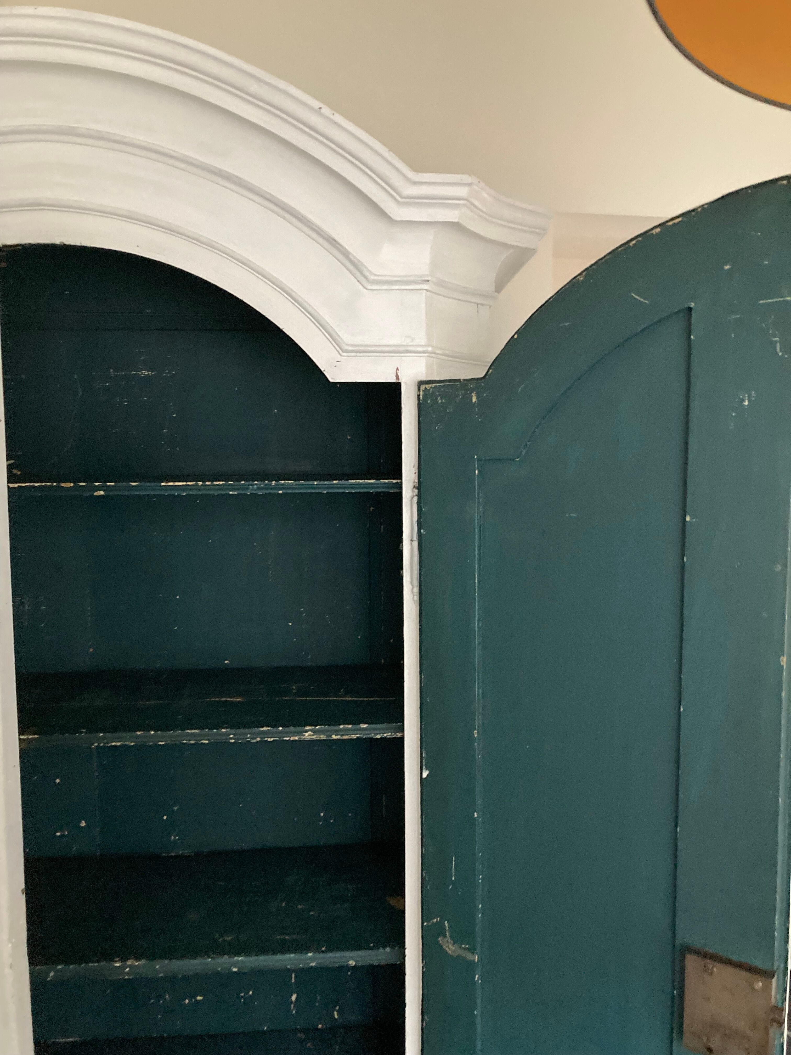Armoire style Louis XV