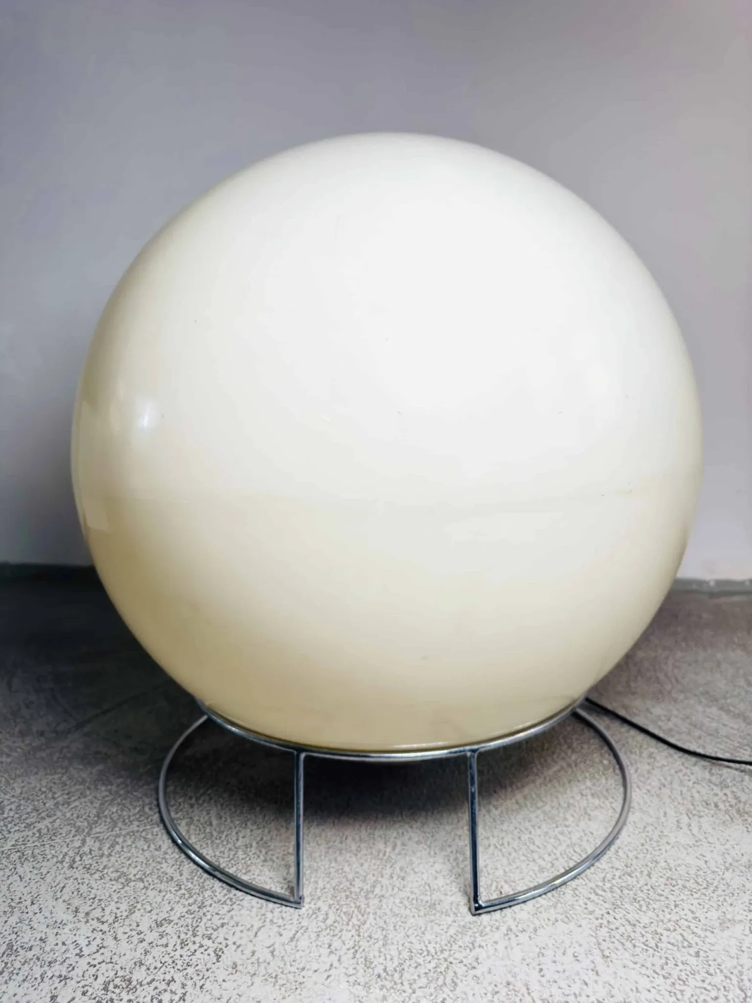 D-2057 Saturn Floor Lamp By Raak Amsterdam, The Netherlands, 1971