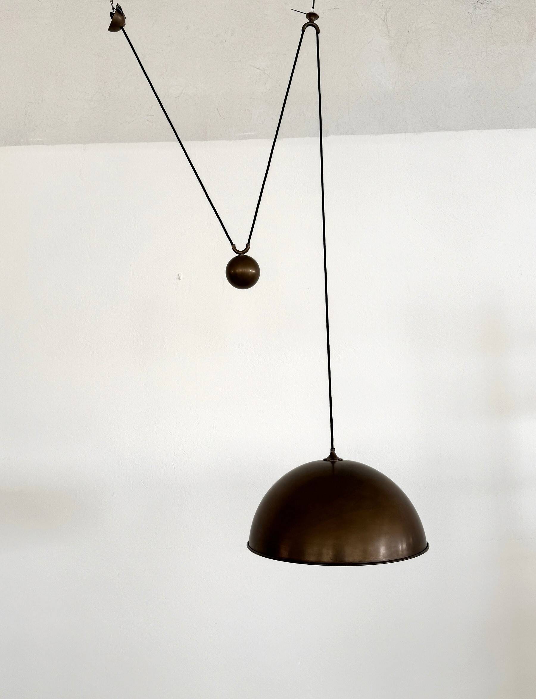 Suspension à contrepoids en laiton vintage Florian Schulz