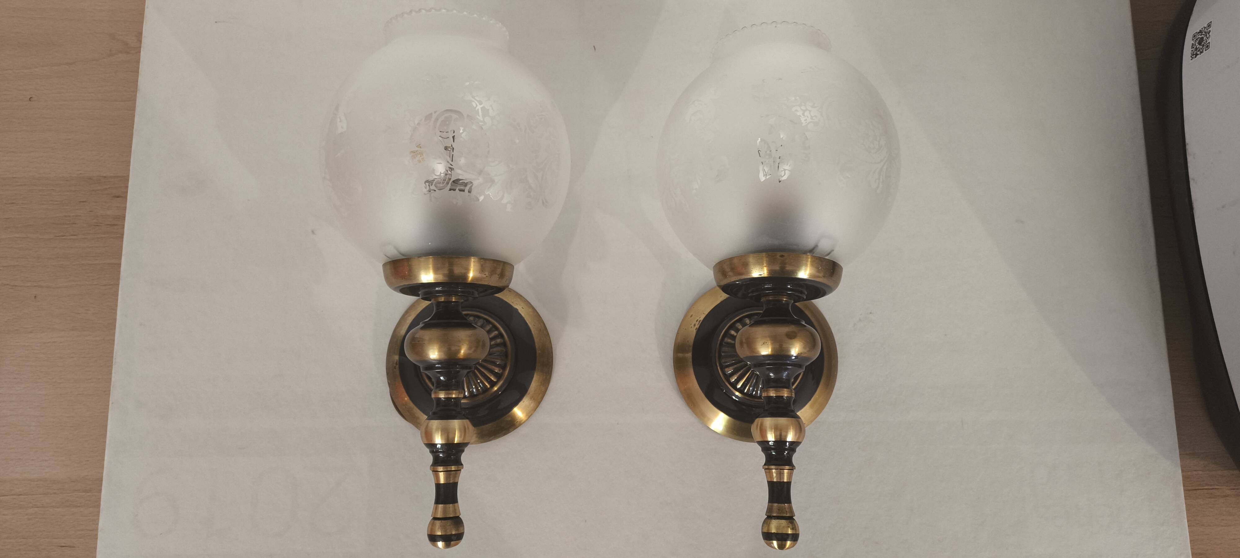 Two wall sconces Gold and Black – Globes-H30 cm-Socket-E27