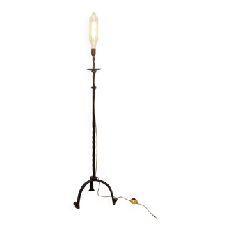 Brutalist wrought iron tripod floor lamp - 20th