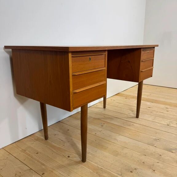 Bureau d'écriture danois en teck, 1960