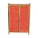 Armoire de poupée vintage osier